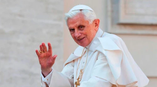 Benedicto XVI habla sobre su salud: Me encuentro 