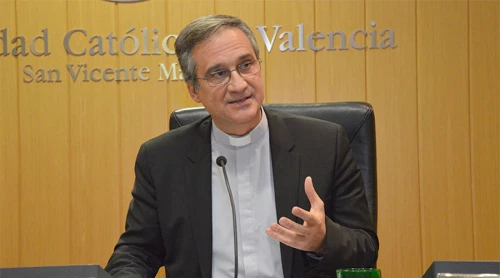 Mons. Viganò renuncia como Prefecto de la Secretaría para la Comunicación