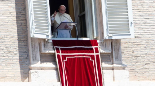 El Papa pide respetar a civiles y prisioneros en zonas de conflicto