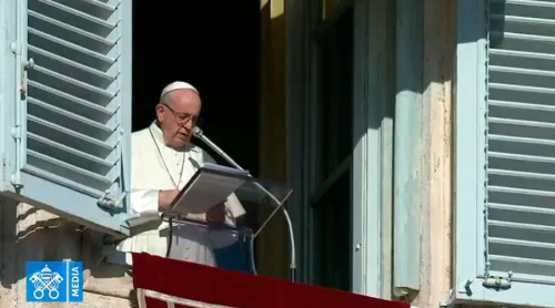 El Papa Francisco anima a responder a Dios como respondió María: 