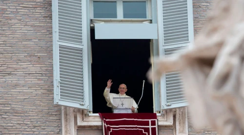 La Virgen María intercede por sus hijos ante Jesús, recuerda el Papa Francisco