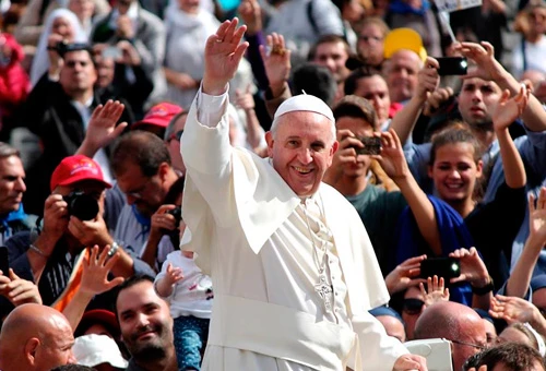 Papa Francisco: Los sacerdotes asépticos no ayudan a la Iglesia que está en tiempo de misericordia