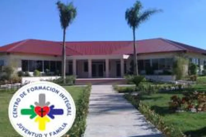 Santo Domingo cuenta con Primer Centro de Formación Juventud y familia