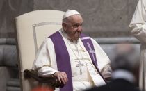 El Papa Francisco en la liturgia penitencial de hoy en el Vaticano.