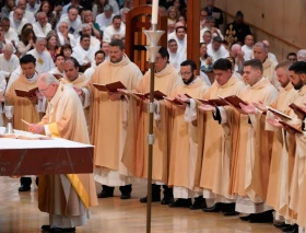 Se ordenan 11 nuevos sacerdotes en la arquidiócesis más grande de Estados Unidos