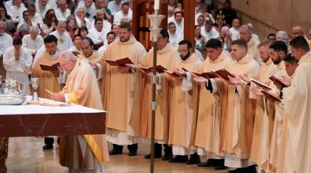 Se ordenan 11 nuevos sacerdotes en la arquidiócesis más grande de Estados Unidos 02062024