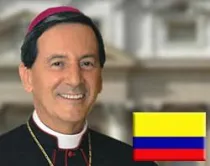 Mons. Rubén Salazar.