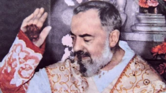 Padre Pío y San Juan Pablo II: Historia de un milagro y una confesión