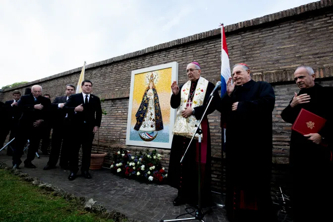 Entronizan mosaico de la Virgen de Caacupé, Patrona de Paraguay, en el Vaticano [VIDEO]