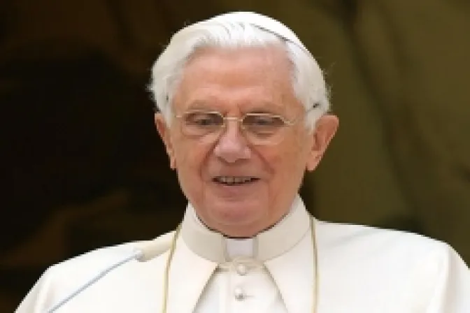 Que nadie manipule o instrumentalice a pueblos indígenas, exhorta Benedicto XVI