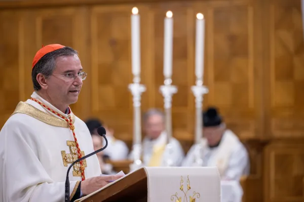 Cardenal Américo Aguiar en la Basílica de San Antonio en Roma. Crédito: Daniel Ibáñez / EWTN News