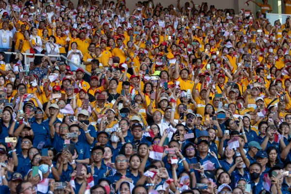 100,000 Catholics participate in Pope Francis' Mass in Jakarta. Credit: Daniel Ibáñez/ EWTN News