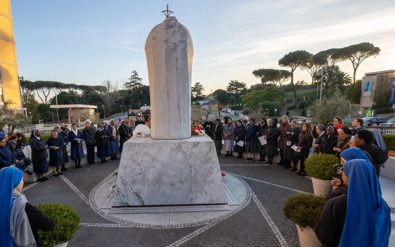 El Vaticano cancela audiencia jubilar del Papa Francisco el sábado, pero no informa sobre el Ángelus