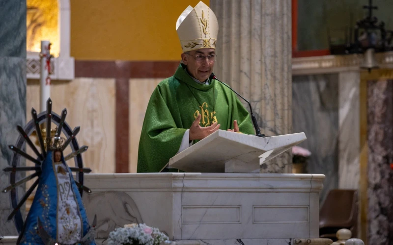 Cardenal Vicario del Papa Francisco en Roma: Su “medicina” es permanecer unido al Señor