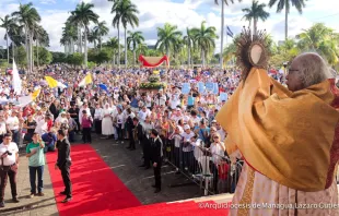 251121_Cardenal Leopoldo Brenes y multitud de fieles en Jornada Mundial de la Paz 2020. Crédito: Facebook de la Arquidiócesis de Managua. 