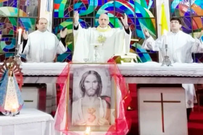 Obispado Castrense de Argentina se consagra al Sagrado Corazón de Jesús