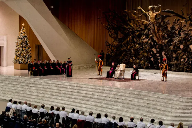 El Papa llama a prepararse para la Navidad: “El nacimiento de Jesús es inminente”