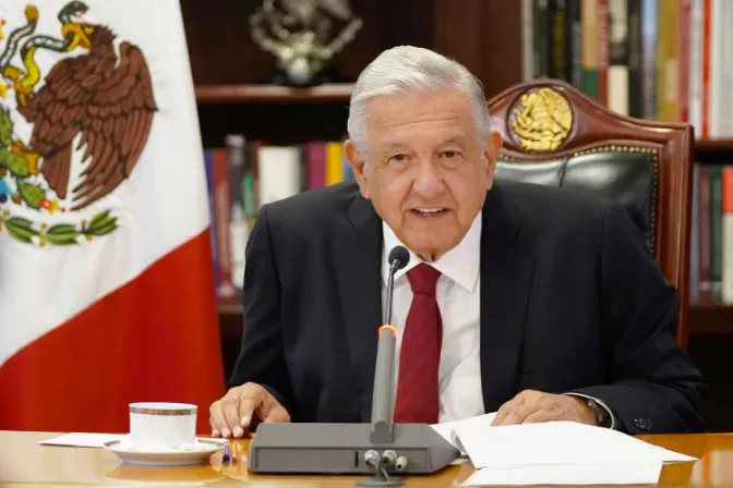 Cardenal advierte a López Obrador: El crimen en México “no sabe de abrazos”