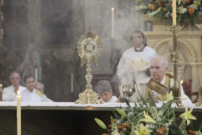 Corpus Christi en Ciudad de México: Adoramos a Cristo que camina con nosotros