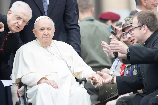 Víctimas de abusos en Alemania llegan hasta Roma en bicicleta para encontrarse con el Papa