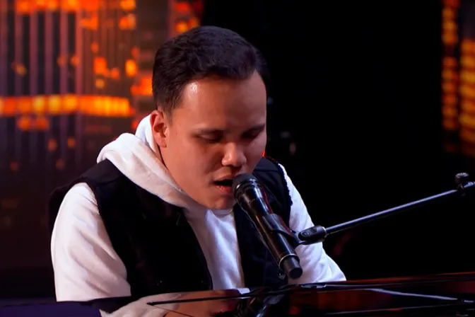 Asombrosa actuación de joven ciego y autista hace llorar a jueces de America’s Got Talent 