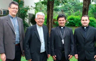 De izq. a der: Mons. Pierre Jubinville, Mons. Adalberto Martu00ednez Flores, Mons. Amancio Benitez y P. Celso Torres. / Foto: Comunicaciones CEP 