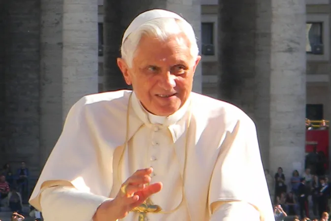 Benedicto XVI recibe a promotores de la Misa latina tradicional