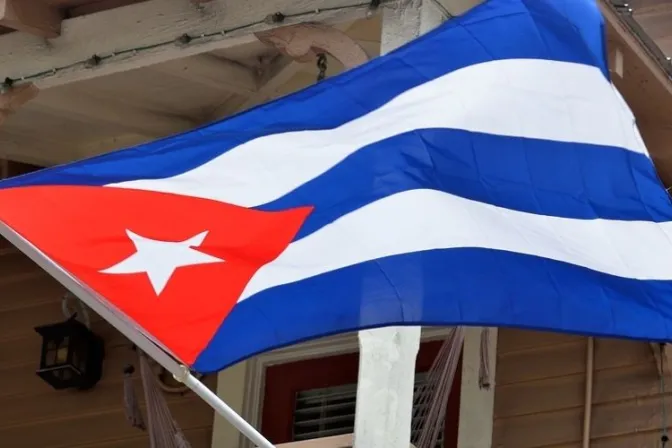 Sacerdote advierte que Cuba se debate entre “la libertad y el miedo”