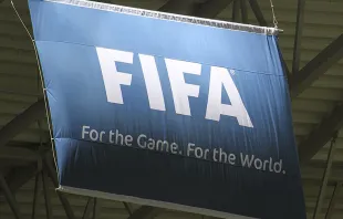 Bandera con emblema de la FIFA. Foto: Flickr Thomas Couto (CC BY-NC 2.0) 