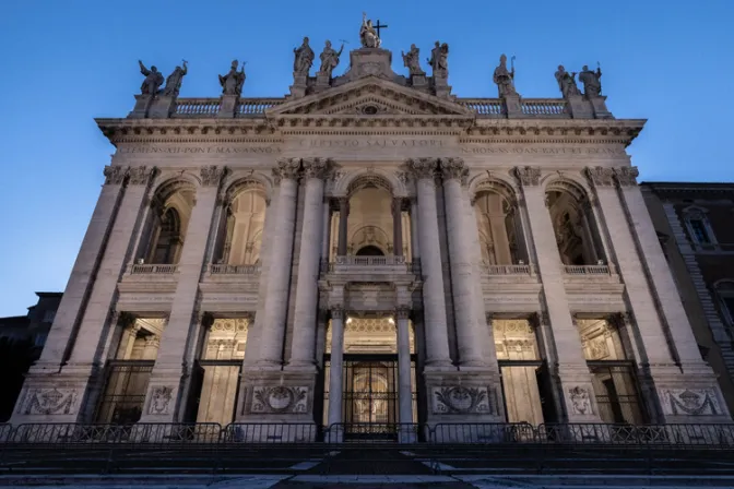 Fieles peregrinarán de noche a santuario mariano de Roma para pedir por la paz