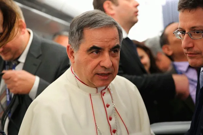Ex autoridad financiera del Vaticano declara en juicio al Cardenal Becciu 