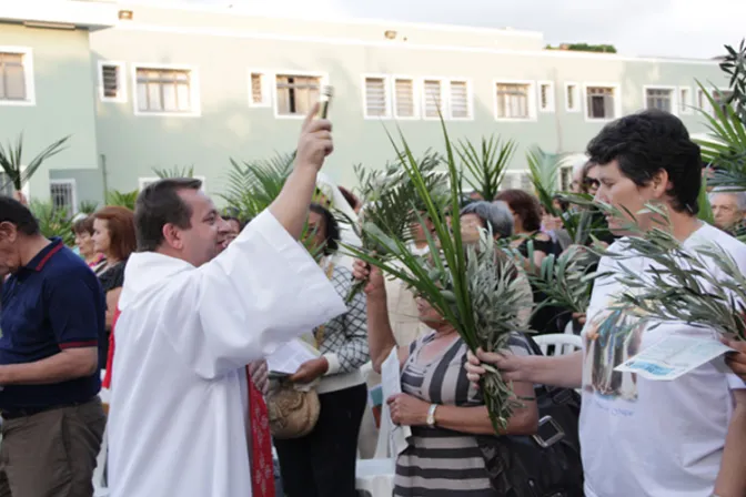 Honduras: Obispo pide no ser católicos solo de Semana Santa