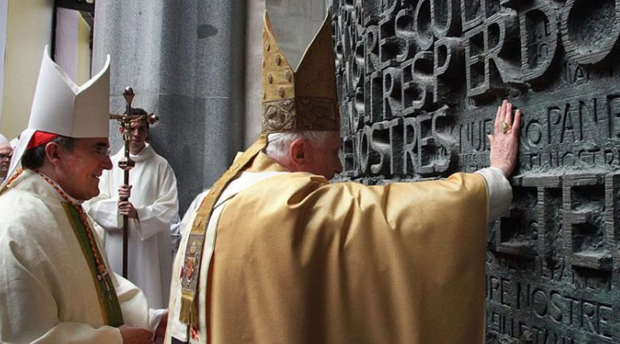 El Papa Emu00e9rito Benedicto XVI en la Sagrada Familia. Cru00e9dito: Arzobispado de Barcelona?w=200&h=150