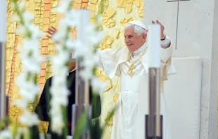 Papa Emérito Benedicto XVI (2010). Crédito: Catholic Church England and Wales - © Mazur (CC BY-NC-ND 2.0) 