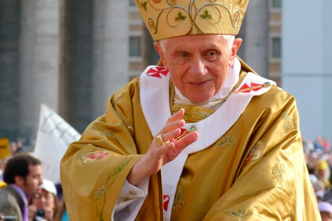 Benedicto XVI anuncis que VIII Encuentro Mundial de las Familias será Filadelfia 2015