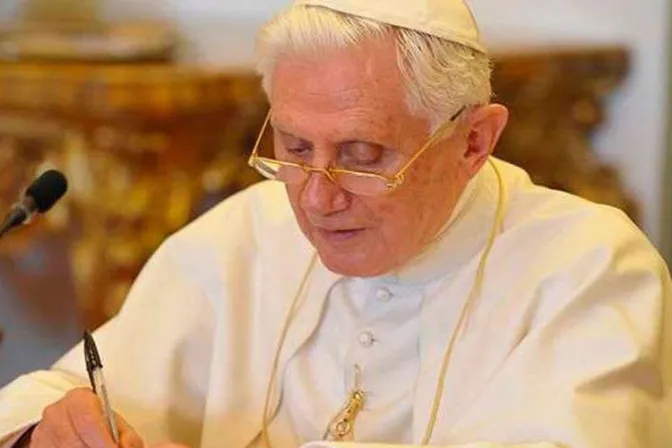 Vaticano se pronuncia sobre salud de Benedicto XVI