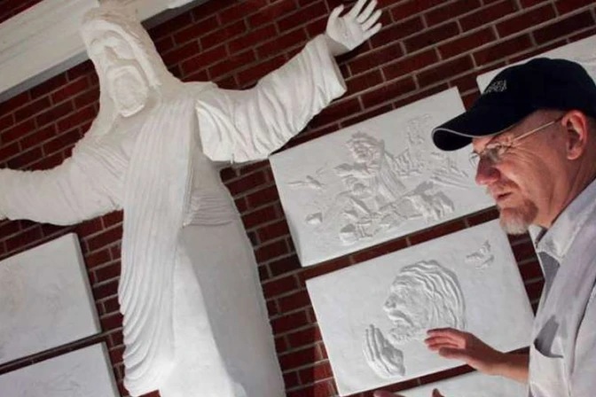 Iglesia protestante retira imagen de Cristo que considera “muy católica”