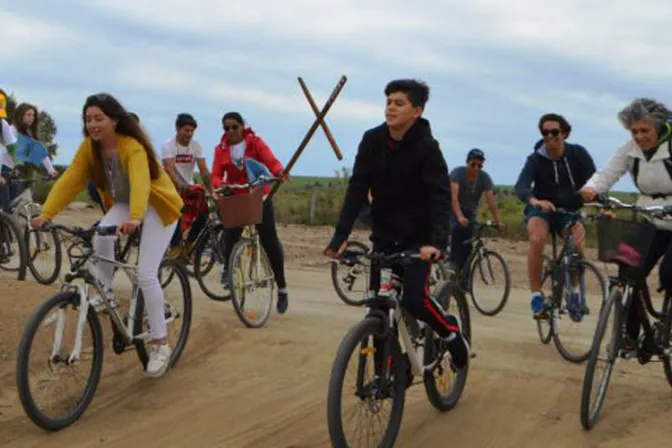 Realizan tradicional bicicleteada a gruta de la Virgen de Luján en Uruguay [FOTOS]