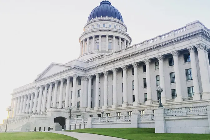 Estos son los 14 senadores católicos que votaron a favor del aborto en Estados Unidos