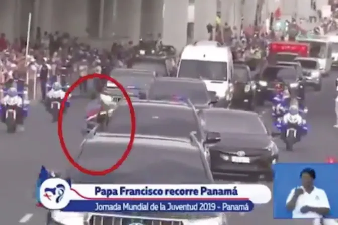 VIDEO: Seguridad del Papa Francisco se lleva gran susto en Panamá