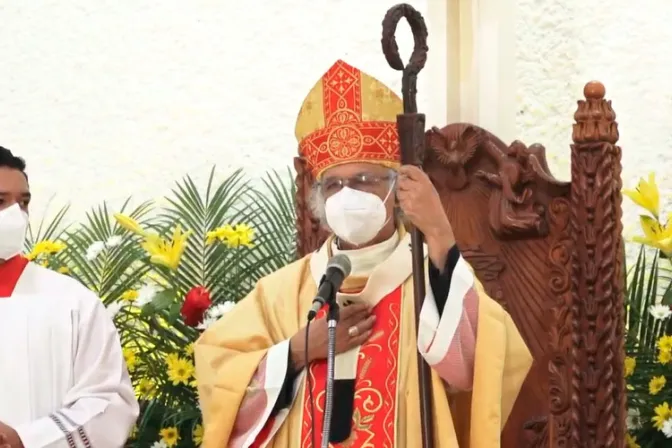 Los reinados de este mundo se acaban, recuerda Cardenal