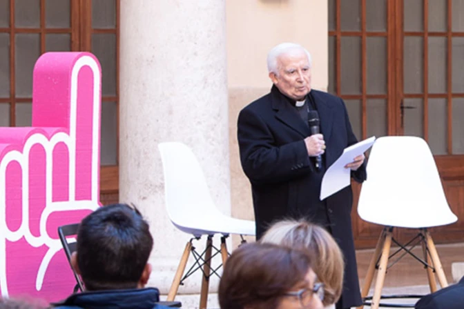 “Imponer una ideología a través de la enseñanza es un crimen”, asegura Cardenal Cañizares