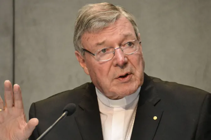 Aseguran que Cardenal Pell vetó polémico préstamo del Vaticano para hospital