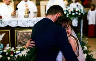 Matrimonio de los peregrinos polacos Jackub Wloch y Martyna Gergont en Panamá (2019) / Crédito:  Łukasz Muzyka - Oficina diocesana de la JMJ Cracovia 