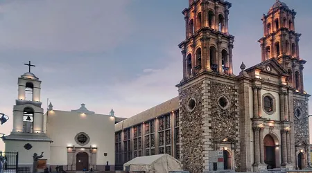 Obispos de México condenan violenta irrupción policial en Catedral