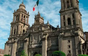 Catedral Metropolitana de México. Crédito: Flickr de Paola Farrera (CC BY-NC-ND 2.0) 
