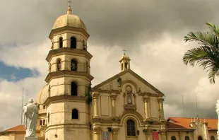 Una catedral católica en Filipinas / Foto: Wikipedia Cesarcambay (CC-BY-SA-3.0) 