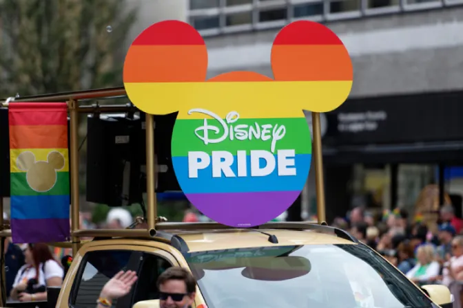 Católicos en África exigen a nuevo CEO de Disney poner fin a agenda gay  