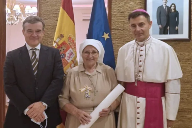  Reconocen entrega y trabajo de misionera durante casi 50 años en Sudán del Sur