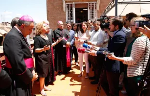 Presentación de la nueva edición panameña de L'Osservatore Romano. Foto: Daniel Ibáñez / ACI Prensa 